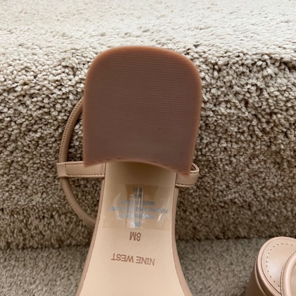 Nine West Gardeen3 Sandal - Picture 3 of 7